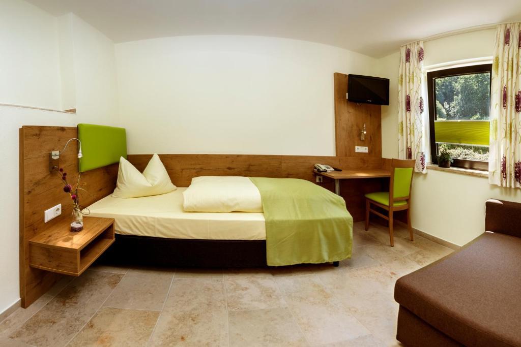 Hotel-Restaurant Bauer-Keller Greding Rum bild